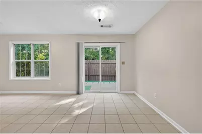 5135 Hillcrest Glenn Drive, Sugar Hill, GA 30518 - Photo 8