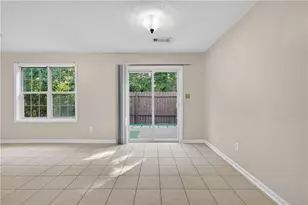 5135 Hillcrest Glenn Dr, Sugar Hill, GA 30518 - Photo 8