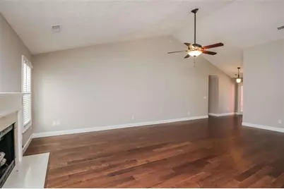5382 Valley Forest Way, Flowery Branch, GA 30542 - Photo 6