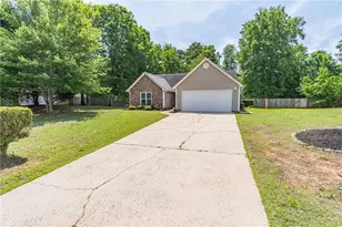 7015 Walnut Mill Landing, Cumming, GA 30040 - Photo 2