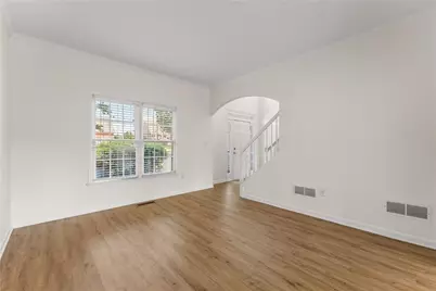 8455 Woodland View Drive, Gainesville, GA 30506 - Photo 10