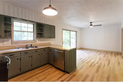 1431 S Broad Street, Monroe, GA 30655 - Photo 8