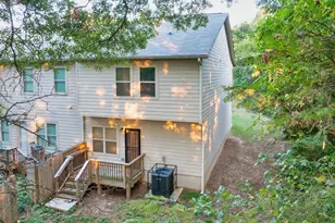 2570 Castellan Dr, Atlanta, GA 30316 - Photo 14