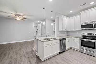 2570 Castellan Drive, Atlanta, GA 30316 - Photo 4