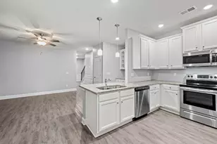 2570 Castellan Dr, Atlanta, GA 30316 - Photo 4