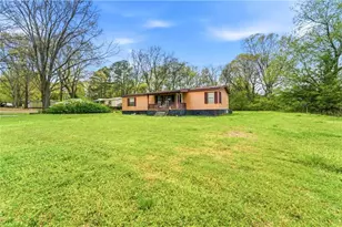 85 Honeysuckle Dr SW, Cartersville, GA 30120 - Photo 2