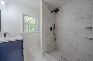 2550 Miriam Ln, Decatur, GA 30032 - Photo 18