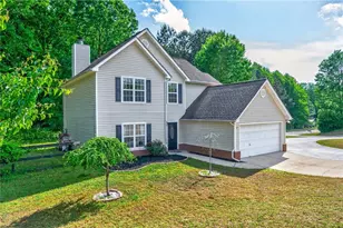 6250 Glen Port Cir, Flowery Branch, GA 30542 - Photo 2