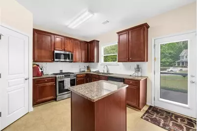 3560 Brittany Oak Trace, Snellville, GA 30039 - Photo 8