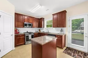 3560 Brittany Oak Trce, Snellville, GA 30039 - Photo 8