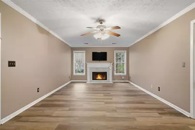 1543 Glencrest Trail, Lawrenceville, GA 30043 - Photo 14