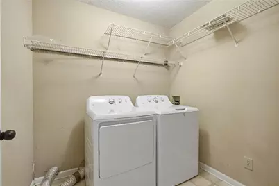 1543 Glencrest Trail, Lawrenceville, GA 30043 - Photo 18