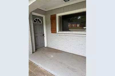 802 N Park St Street #A, Carrollton, GA 30117 - Photo 2