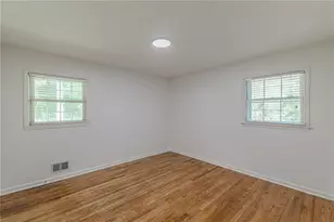 3483 Scenic Dr, East Point, GA 30344 - Photo 32