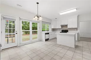 6430 Barwick Ln, Duluth, GA 30097 - Photo 14