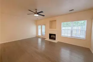 5080 Windsor Forrest Ln, Atlanta, GA 30349 - Photo 8