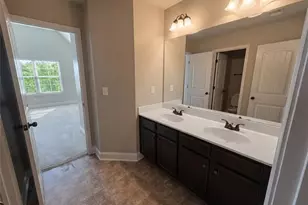 510 Georgia Cir, Loganville, GA 30052 - Photo 8