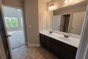 510 Georgia Cir, Loganville, GA 30052 - Photo 8