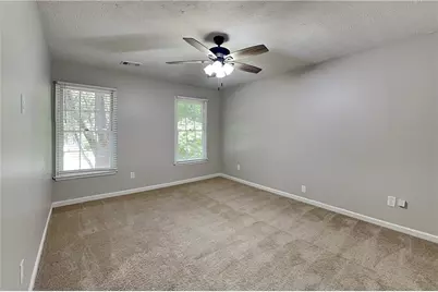 9880 Lake Forest Way, Roswell, GA 30076 - Photo 14