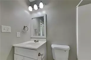 548 Julius Dr, Stone Mountain, GA 30087 - Photo 16