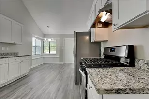 548 Julius Dr, Stone Mountain, GA 30087 - Photo 6