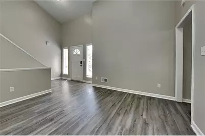 548 Julius Drive, Stone Mountain, GA 30087 - Photo 4