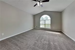 548 Julius Dr, Stone Mountain, GA 30087 - Photo 8