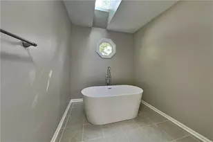 548 Julius Dr, Stone Mountain, GA 30087 - Photo 12
