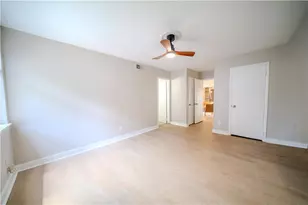 346 Carpenter Dr, Atlanta, GA 30328 - Photo 14