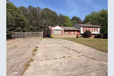 6750 Maddox Road, Morrow, GA 30260 - Photo 2