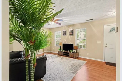5867 Strathmoor Manor Circle, Lithonia, GA 30058 - Photo 12