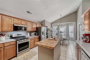 1611 Lake View Ct, Loganville, GA 30052 - Photo 16