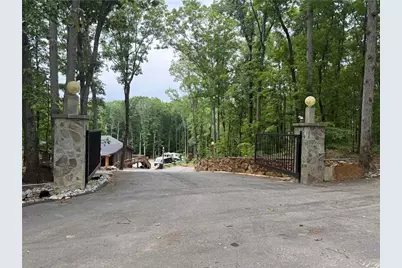 2426 E Maddox Road, Buford, GA 30519 - Photo 2