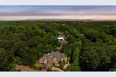 3684 Briarcliff Road NE, Atlanta, GA 30345 - Photo 32
