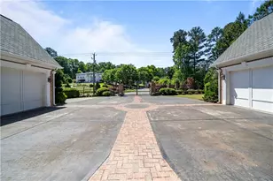 3684 Briarcliff Rd NE, Atlanta, GA 30345 - Photo 94