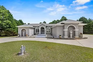 145 Lees Overlook, Fayetteville, GA 30214 - Photo 2
