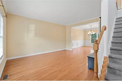 135 McCook Way NW, Kennesaw, GA 30144 - Photo 6