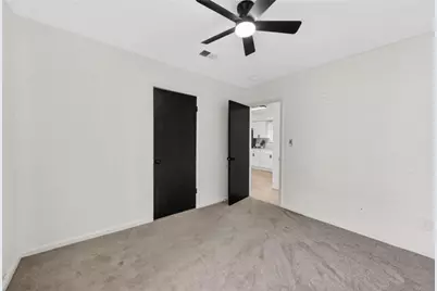 8878 Burnham Way, Jonesboro, GA 30238 - Photo 18