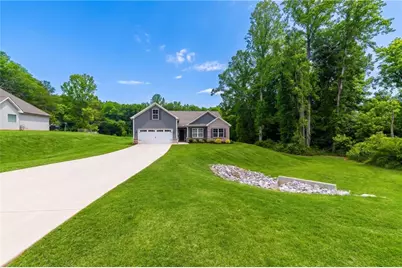 85 Finch Court, Winder, GA 30680 - Photo 2