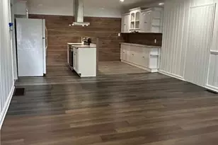 2201 Barnes Mill Rd, Marietta, GA 30062 - Photo 2