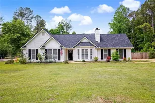 146 Jeb Stuart Dr, Newnan, GA 30265 - Photo 2