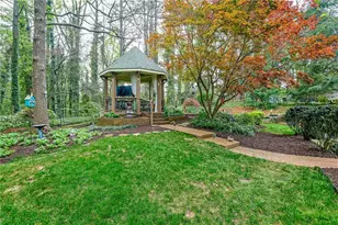 195 Stone Mill Trail, Atlanta, GA 30328 - Photo 10
