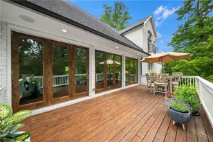 6321 Hunting Creek Rd, Sandy Springs, GA 30328 - Photo 12