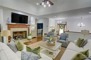 305 Lakeshore Dr, Hartwell, GA 30643 - Photo 4
