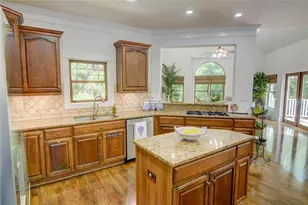 305 Lakeshore Dr, Hartwell, GA 30643 - Photo 28