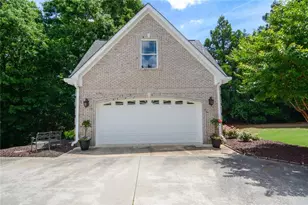 305 Lakeshore Dr, Hartwell, GA 30643 - Photo 16