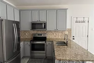 300 Harcourt Pl, Peachtree City, GA 30269 - Photo 12