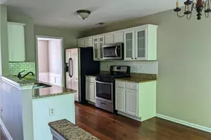 11605 Bentham Ct, Alpharetta, GA 30005 - Photo 6
