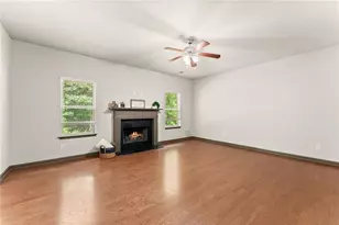872 Whitfield Oak Rd, Auburn, GA 30011 - Photo 8