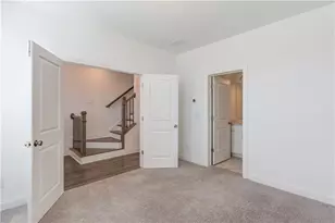 4510 Sims Park Ovlk, Suwanee, GA 30024 - Photo 6